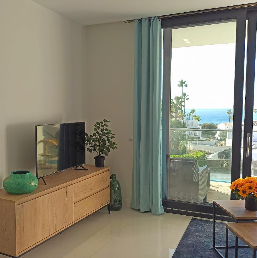 La Paloma Beach Apartment With Pool By Casa Del Sol Hr Manilva Dış mekan fotoğraf
